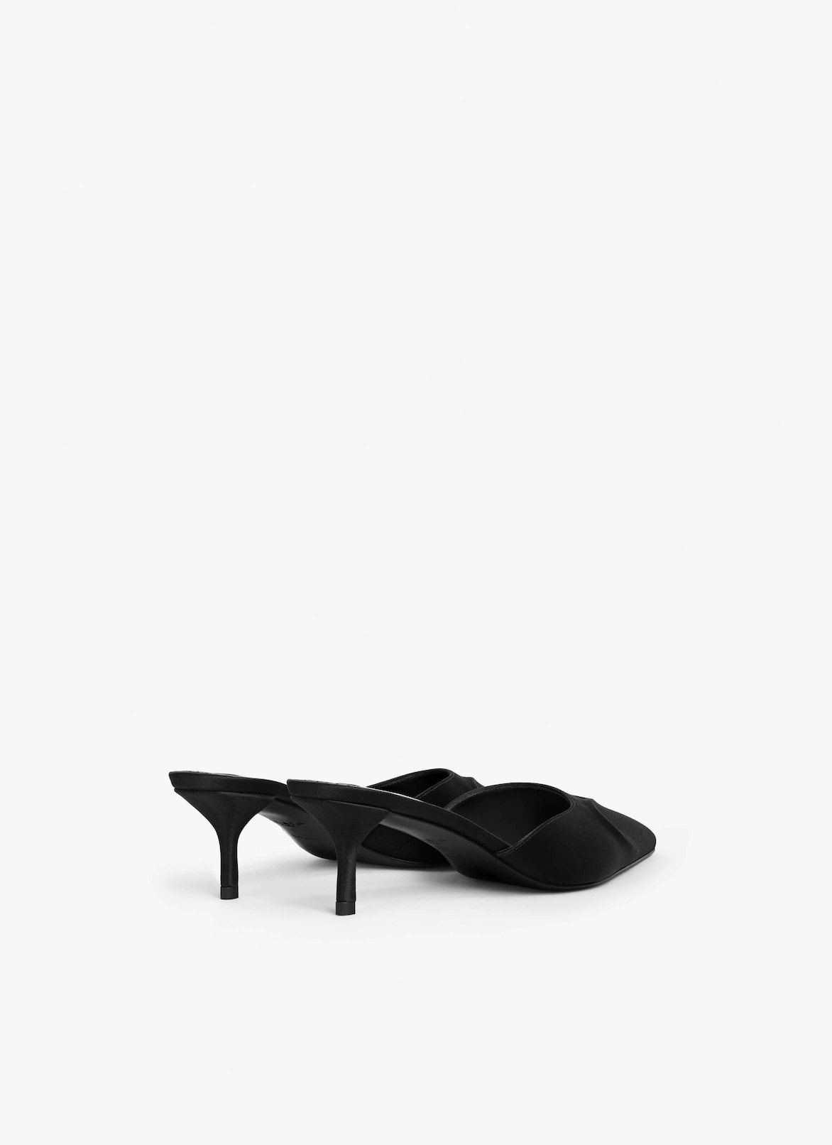 LE CŒUR 3D MULES IN SATIN ALAÏA BLACK LE CŒUR 3D MULES IN SATIN